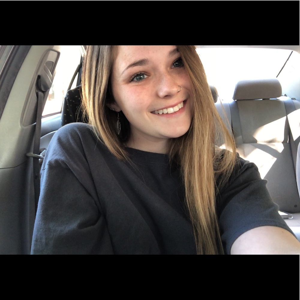 Meet your Posher, Maris